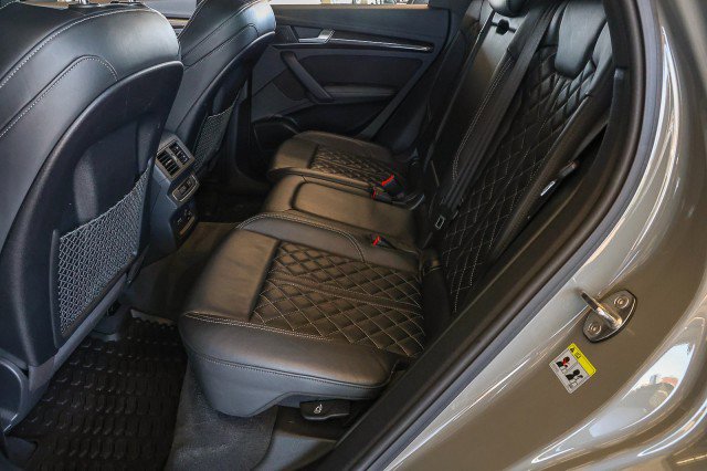 Used 2020 Audi SQ5 Premium Plus w/ Premium Plus Package image 30