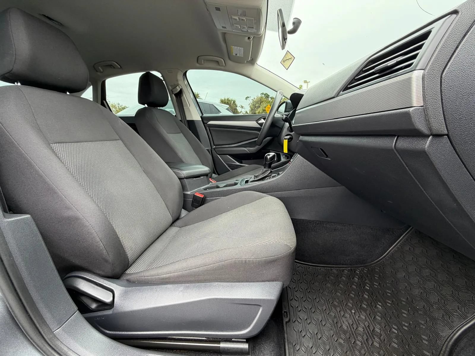 Used 2021 Volkswagen Jetta S FWD image 17