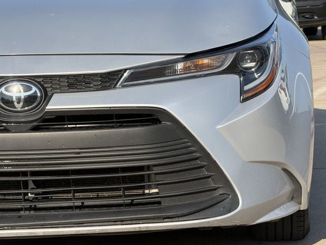 Used 2024 Toyota Corolla LE FWD image 9