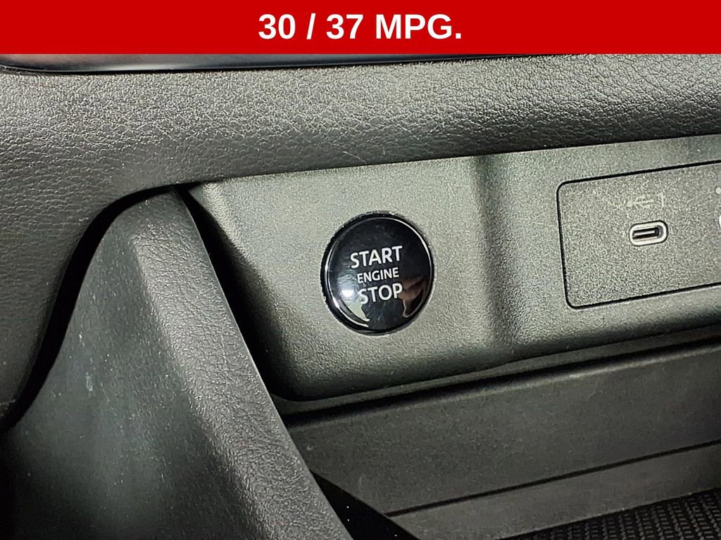 Used 2024 Nissan Rogue SV image 17