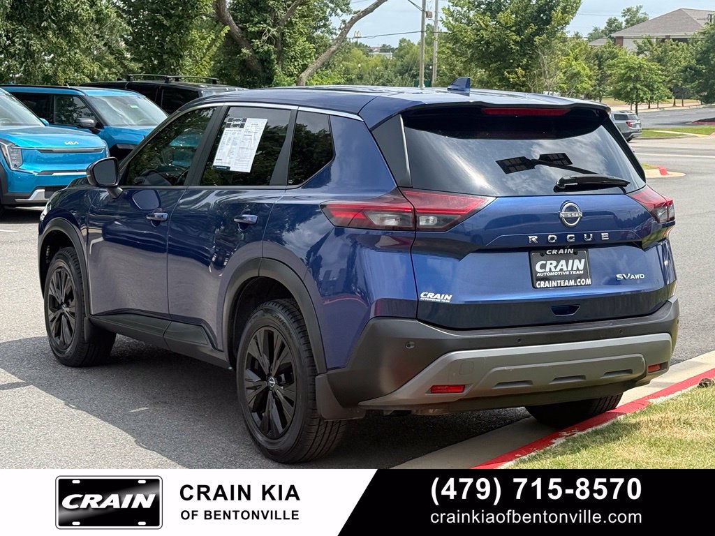 Used 2023 Nissan Rogue SV AWD/4WD image 5