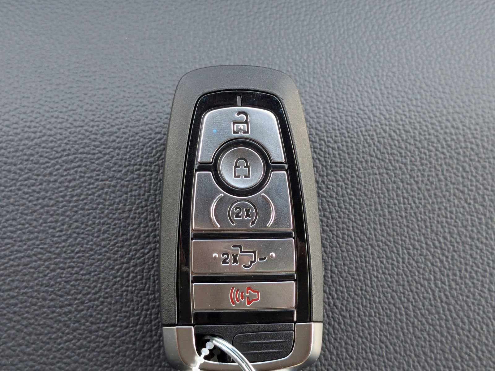 New 2025 Ford F150 Lariat w/ Equipment Group 501A Mid image 31