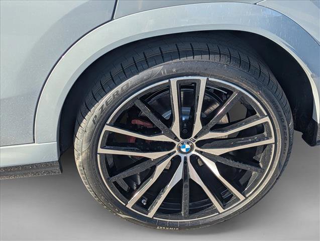New 2026 BMW X6 xDrive40i w/ Premium Package image 9