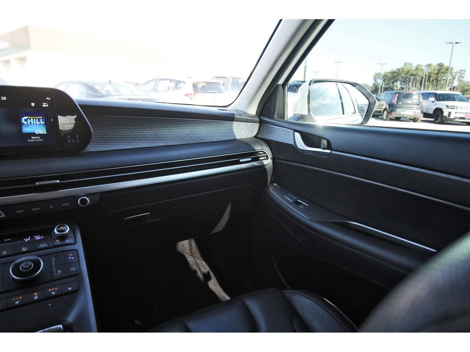 Used 2023 Hyundai Palisade Limited w/ Winter Package image 13