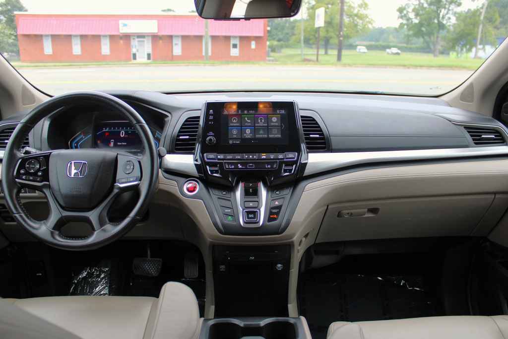 Used 2018 Honda Odyssey EX-L image 12