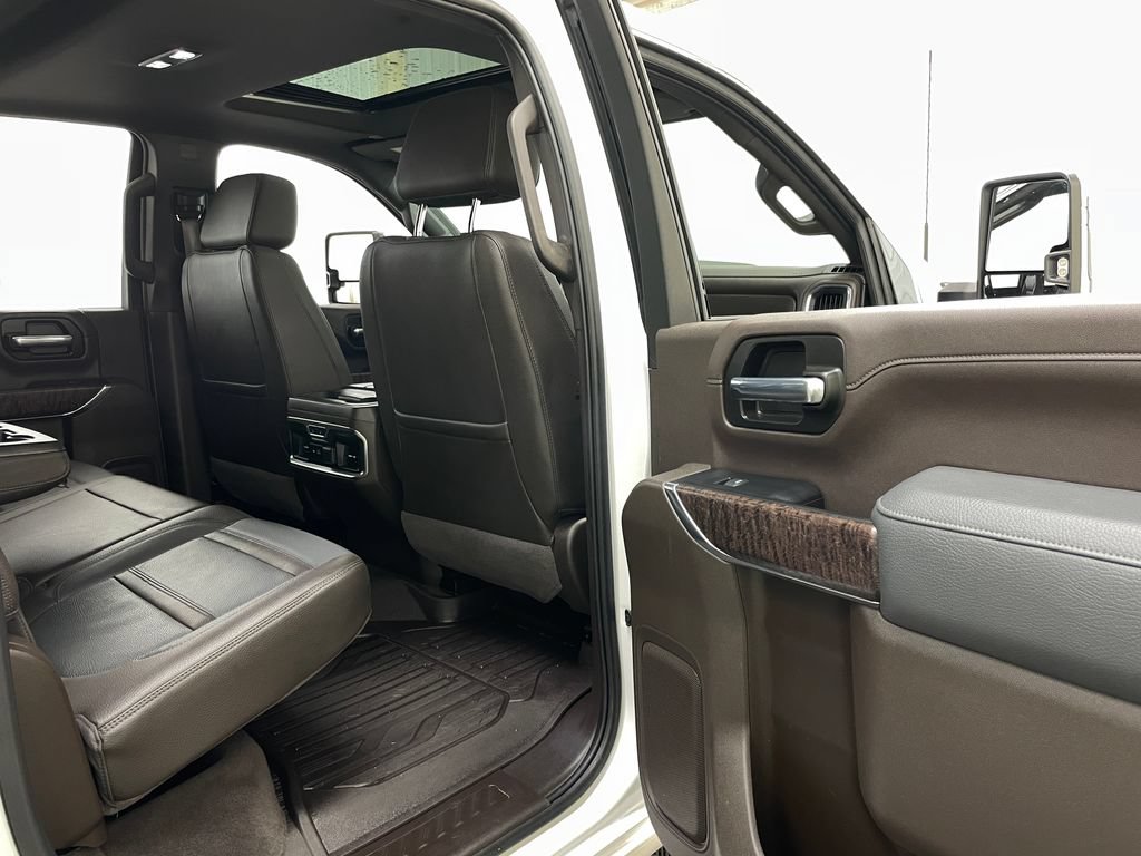 Certified 2023 GMC Sierra 3500 Denali w/ Denali Ultimate Package AWD/4WD image 47