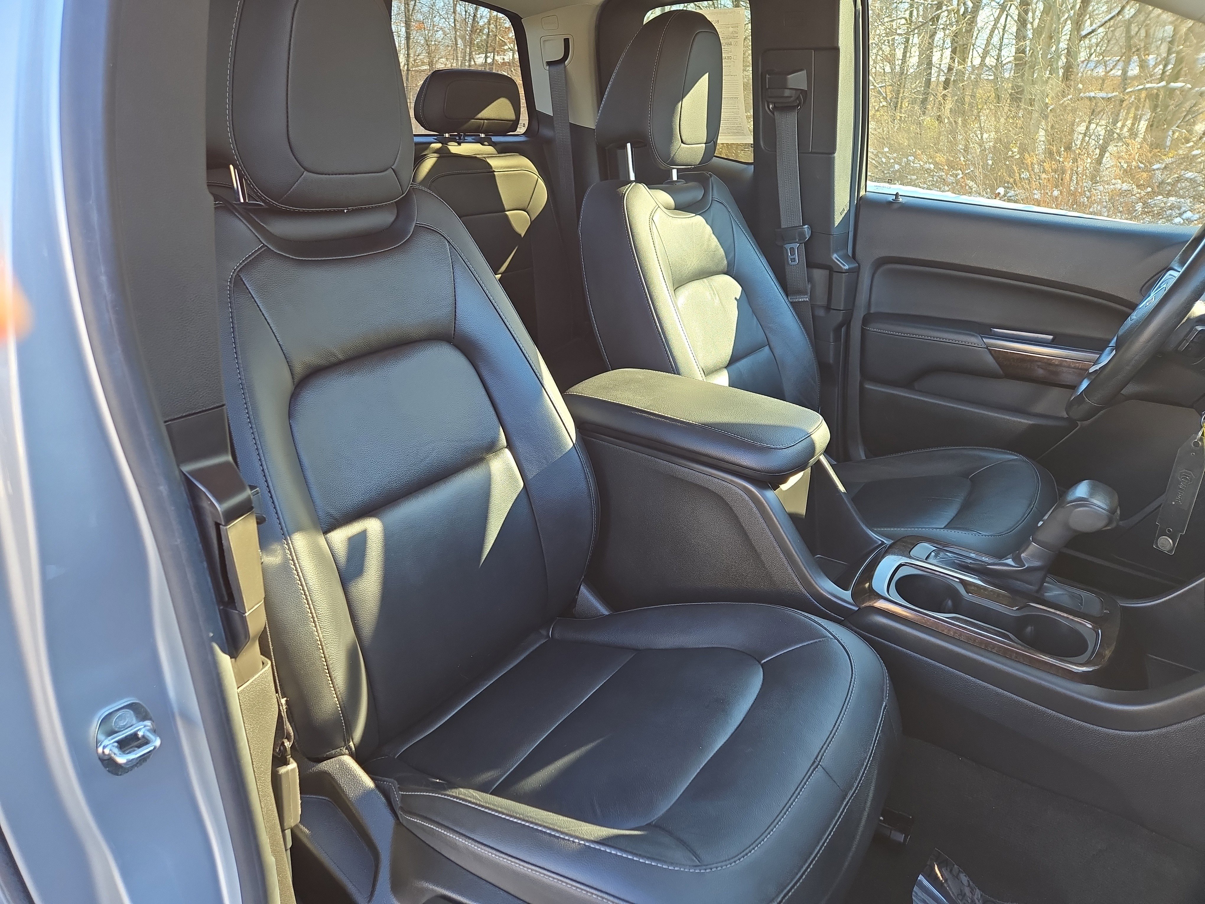 Used 2015 GMC Canyon SLT w/ Driver Alert Package image 24