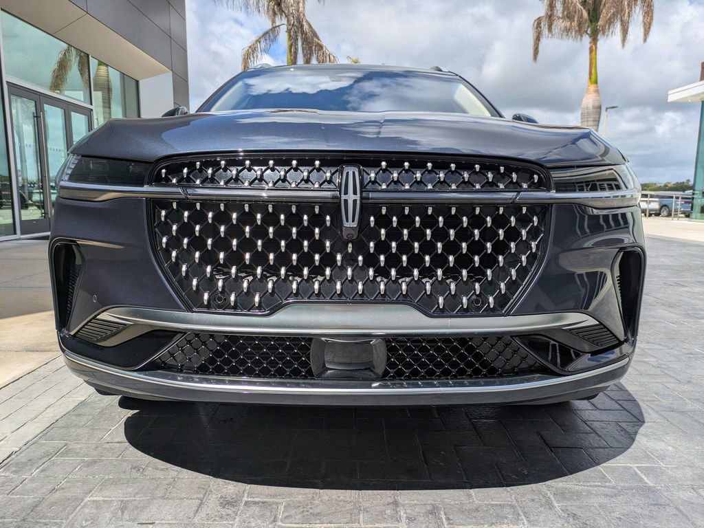 Certified 2024 Lincoln Nautilus Reserve AWD/4WD image 10