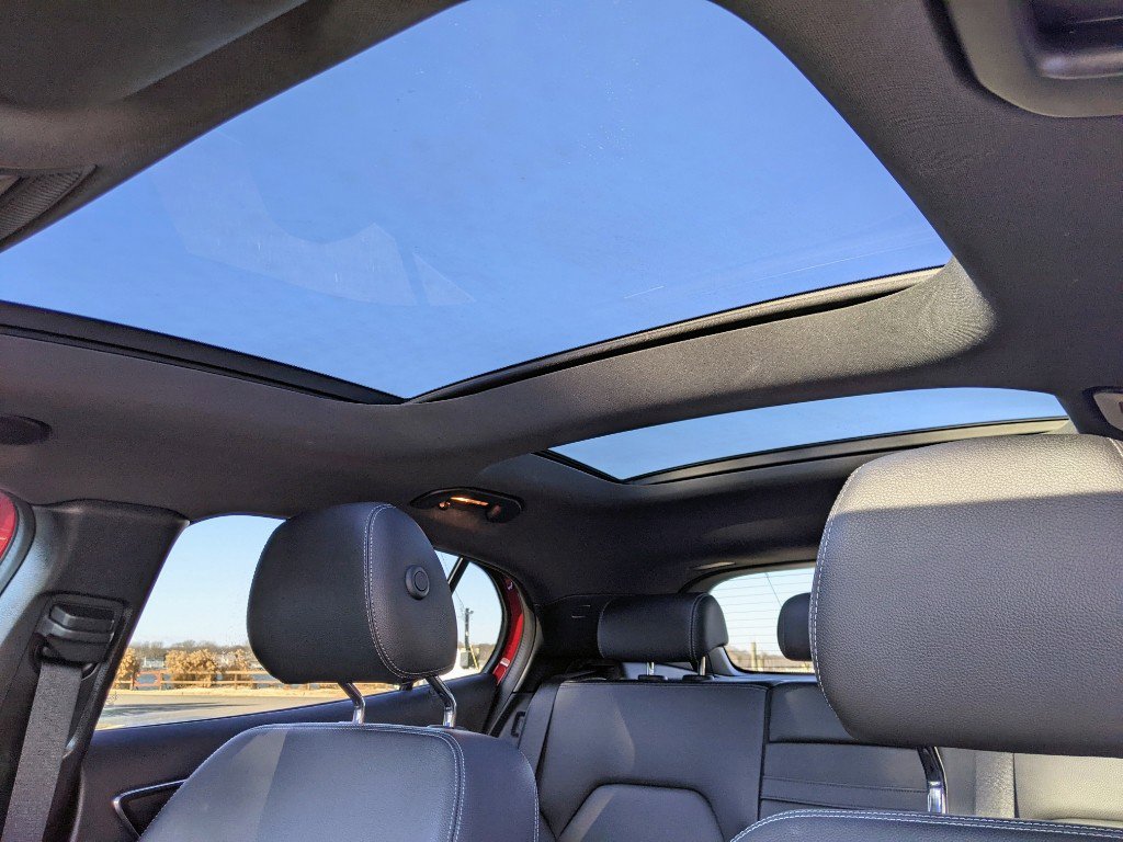 Used 2018 Mercedes-Benz GLA 250 4MATIC image 17