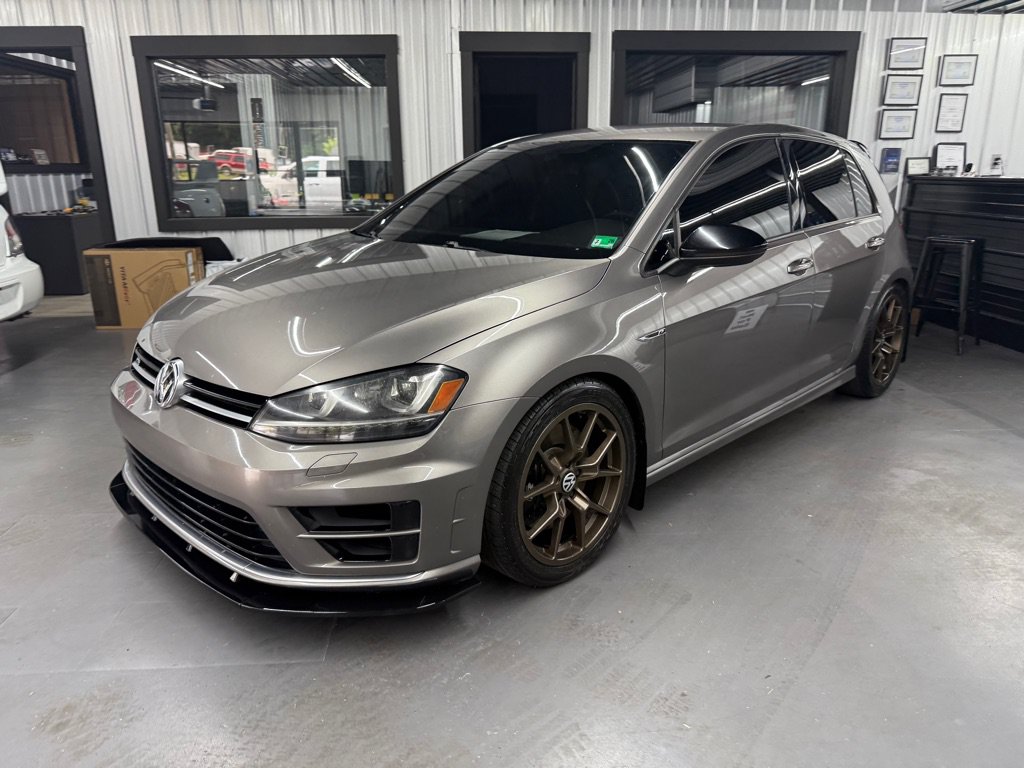 Used 2016 Volkswagen Golf 4-Door AWD/4WD image 19