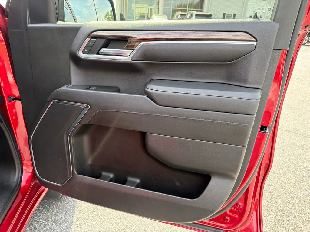 Used 2022 Chevrolet Silverado 1500 LT image 14