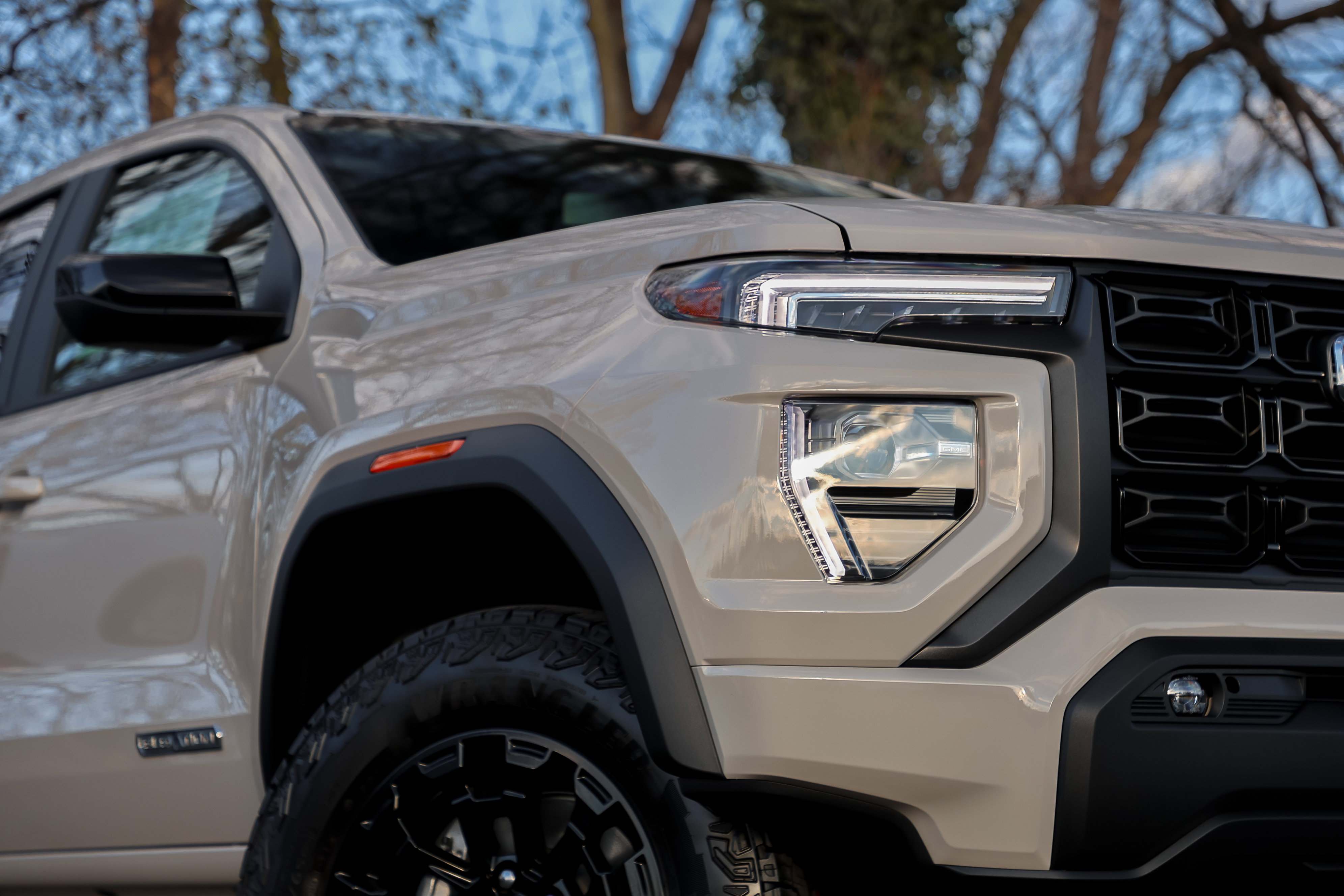 New 2026 GMC Canyon Elevation w/ Convenience Package image 3