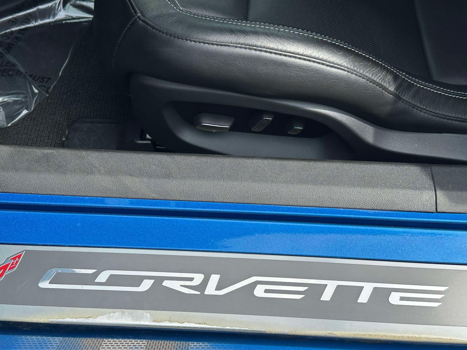 Used 2016 Chevrolet Corvette Stingray Coupe w/ 2LT Preferred Equipment Group RWD image 23