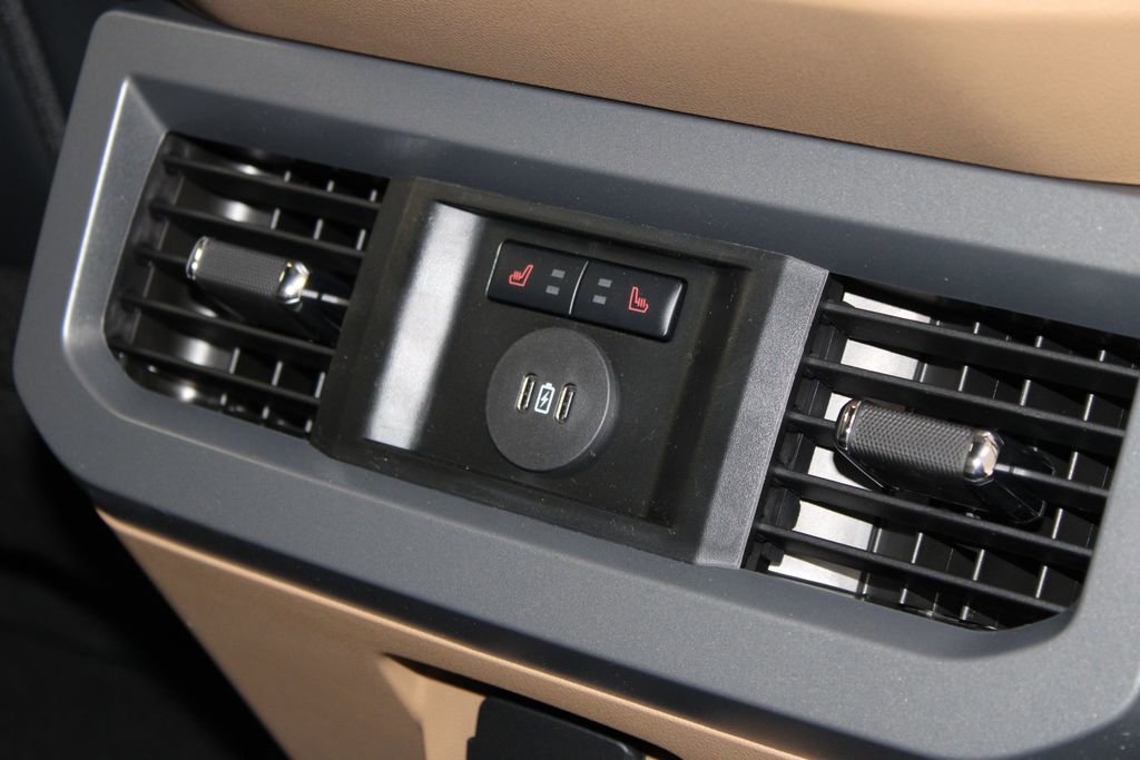 New 2026 Ford F250 Lariat w/ Chrome Package image 35