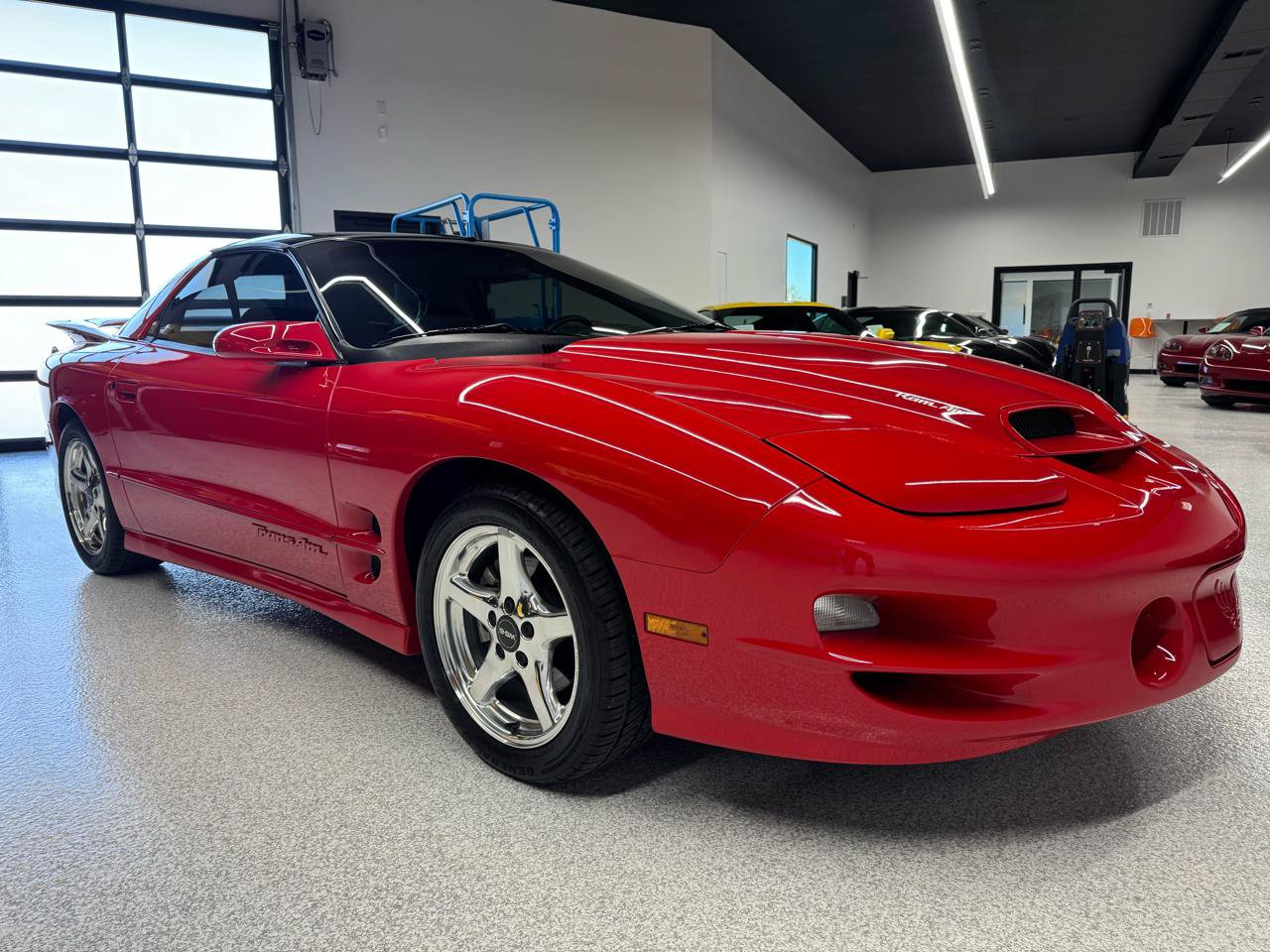 Used 1999 Pontiac Firebird Formula RWD image 21