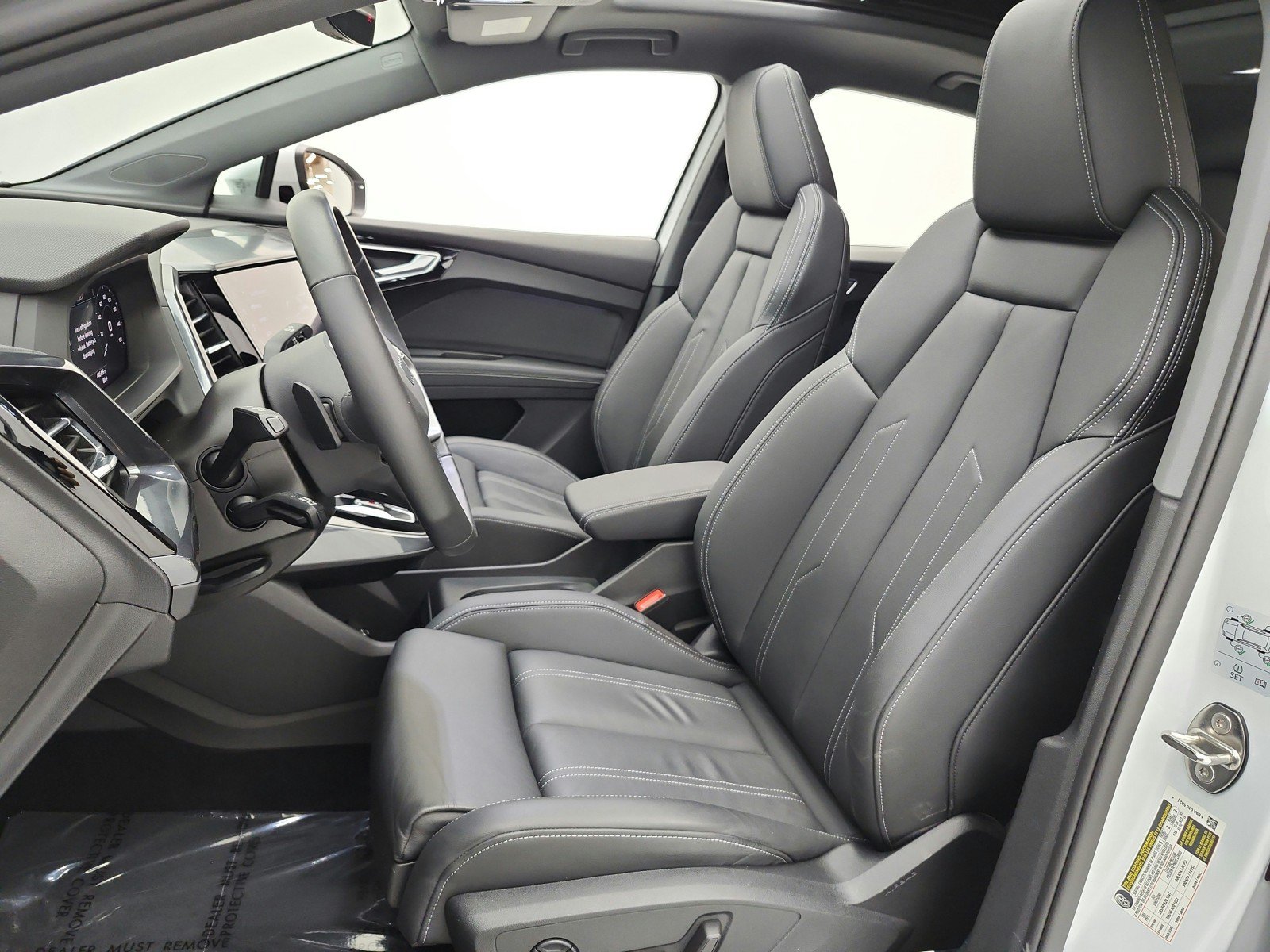 Used 2023 Audi Q4 e-tron Premium w/ Convenience Package AWD/4WD image 15