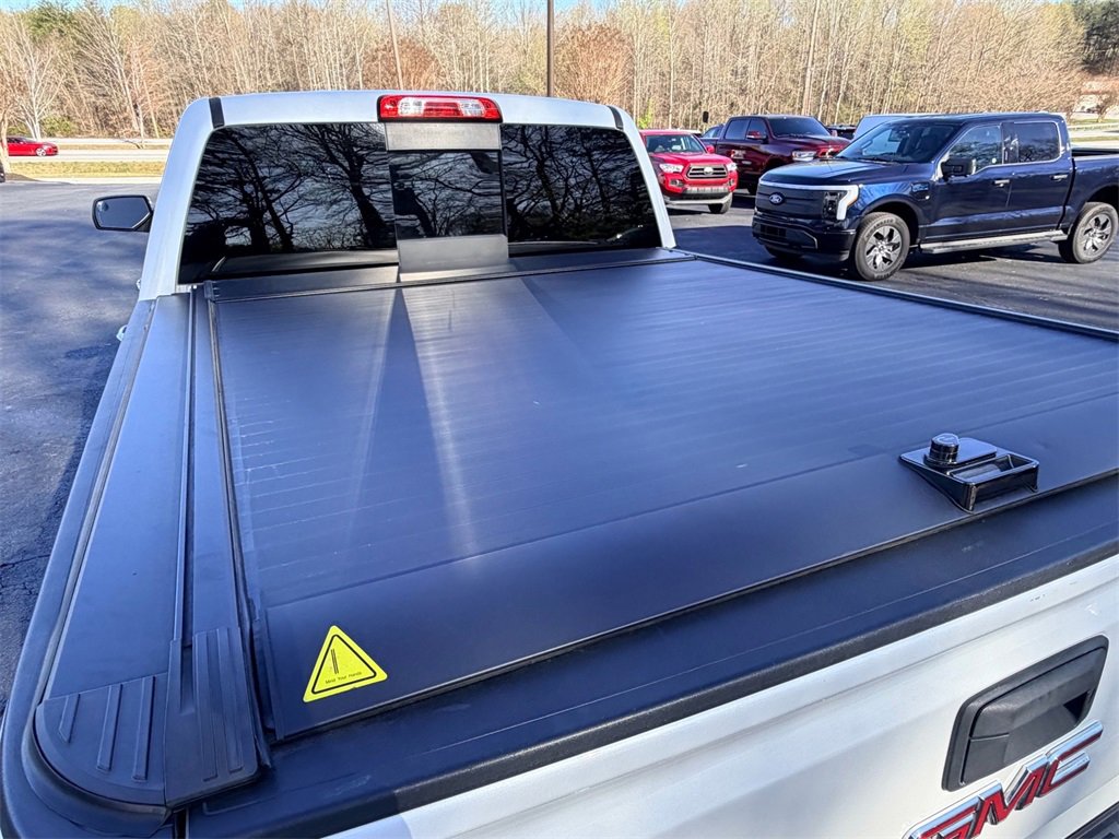 Used 2018 GMC Sierra 1500 SLT image 16