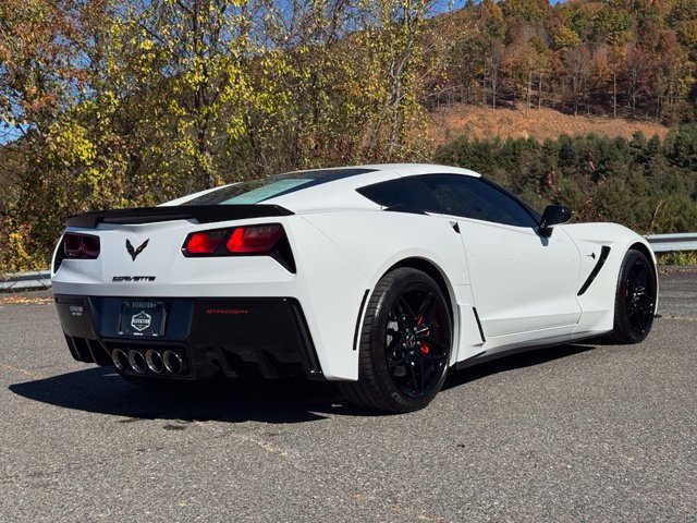 Used 2015 Chevrolet Corvette Stingray Coupe RWD image 7