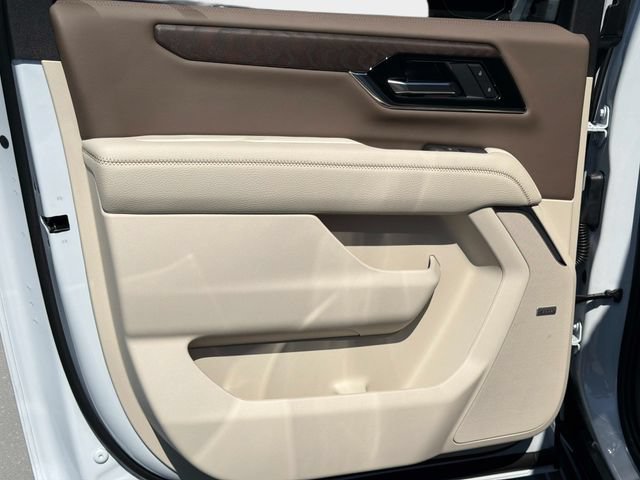 New 2026 GMC Yukon XL Denali RWD image 11