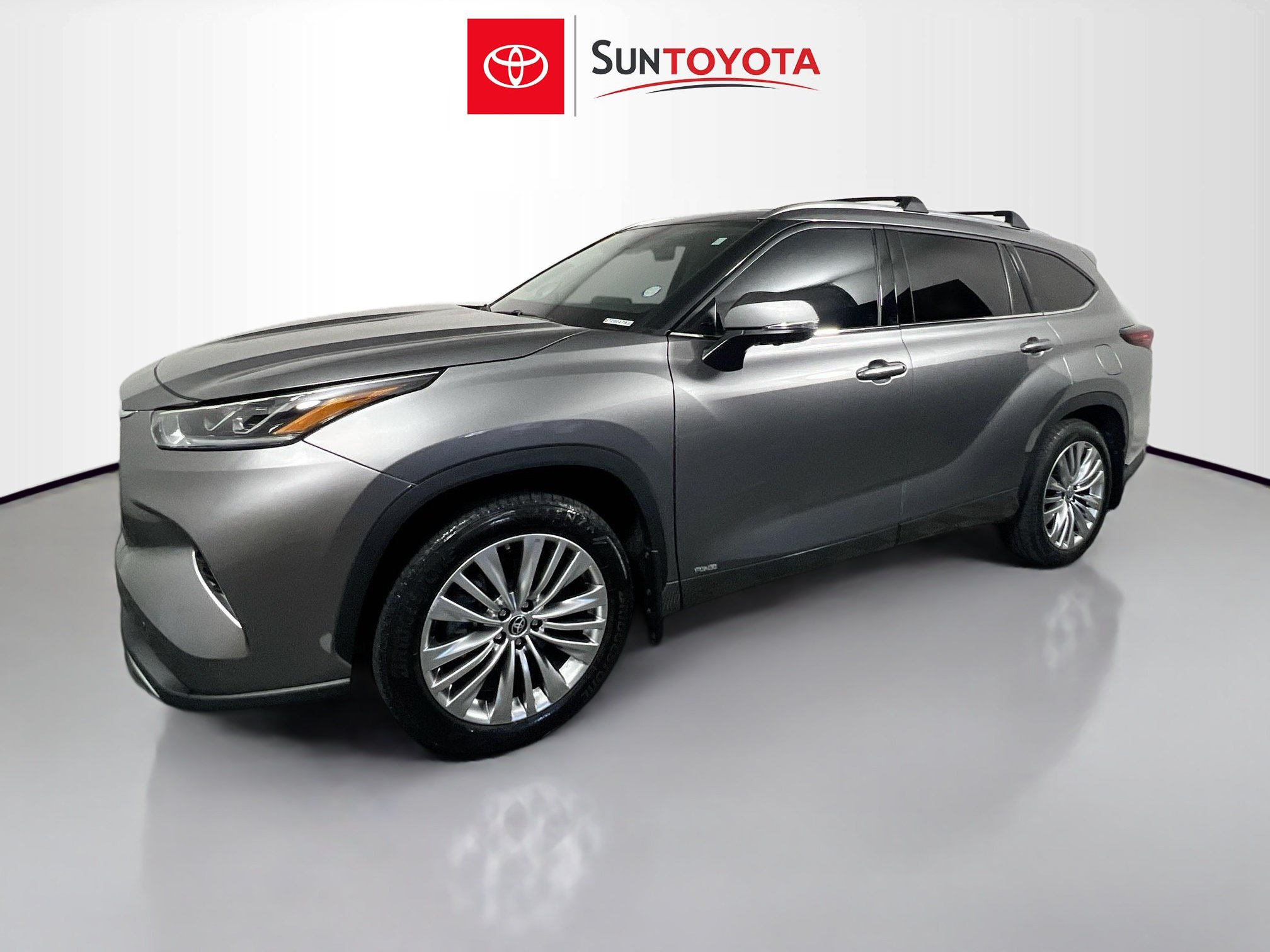 Used 2025 Toyota Highlander Platinum AWD/4WD image 9