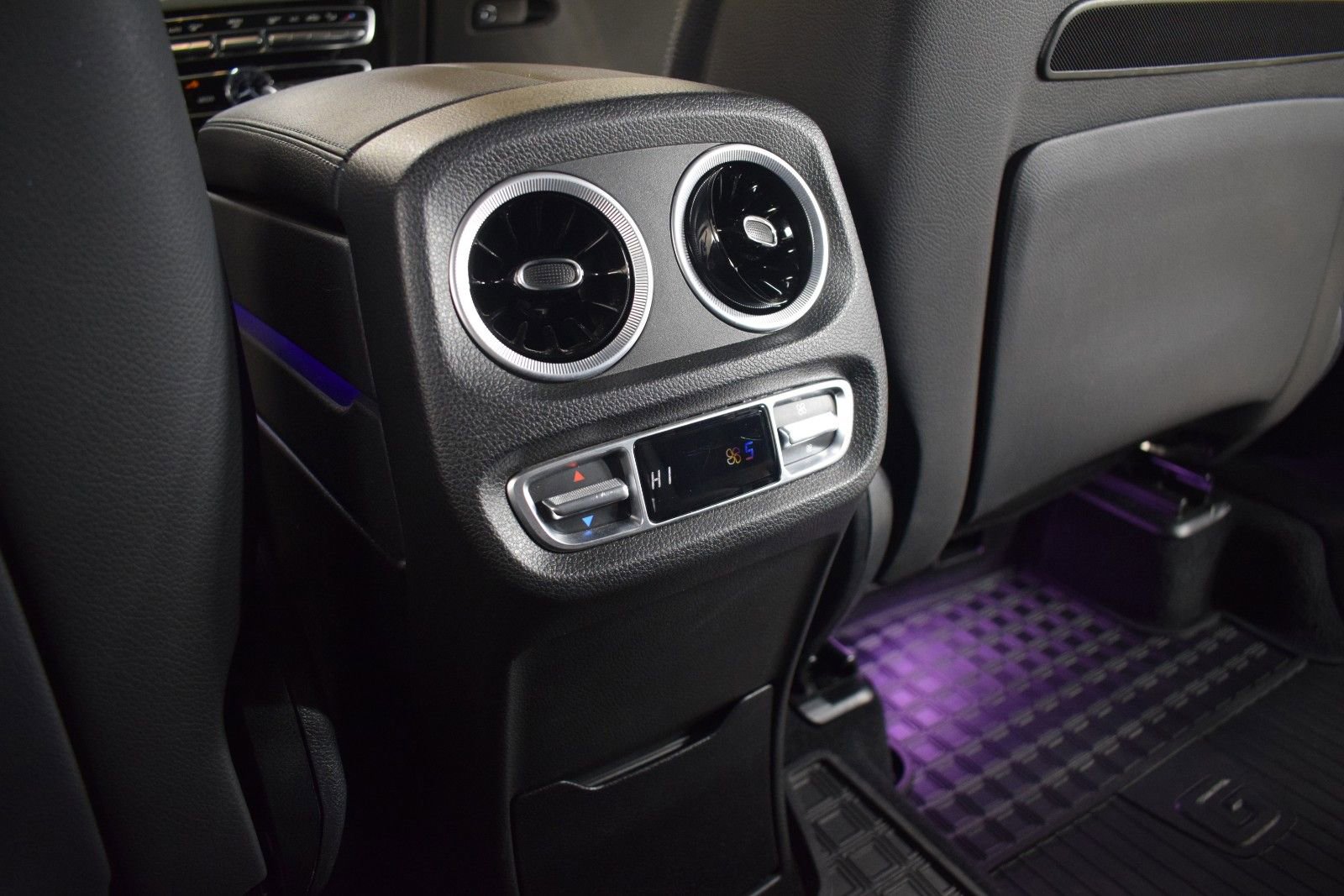 Used 2021 Mercedes-Benz G 550 image 19