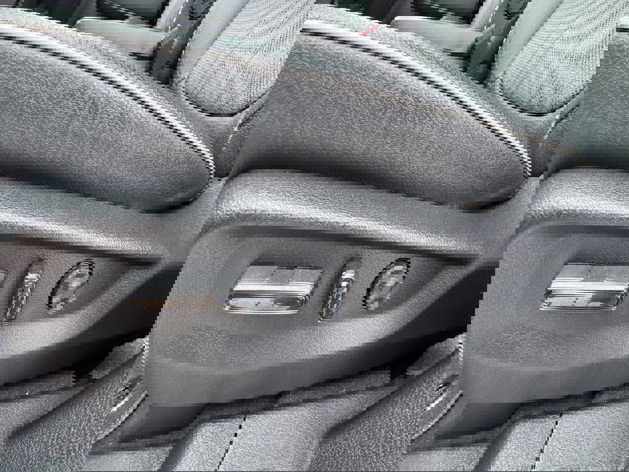 Used 2025 Honda Odyssey Elite image 14