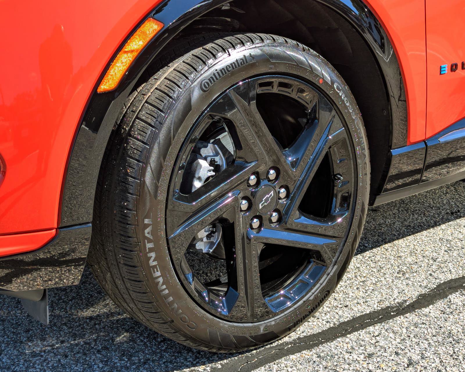 New 2026 Chevrolet Equinox EV RS image 17