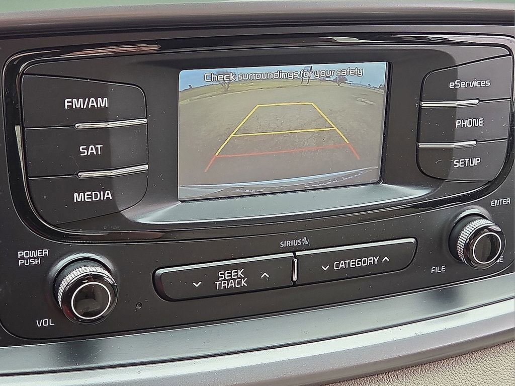 Used 2016 Kia Sorento LX image 25