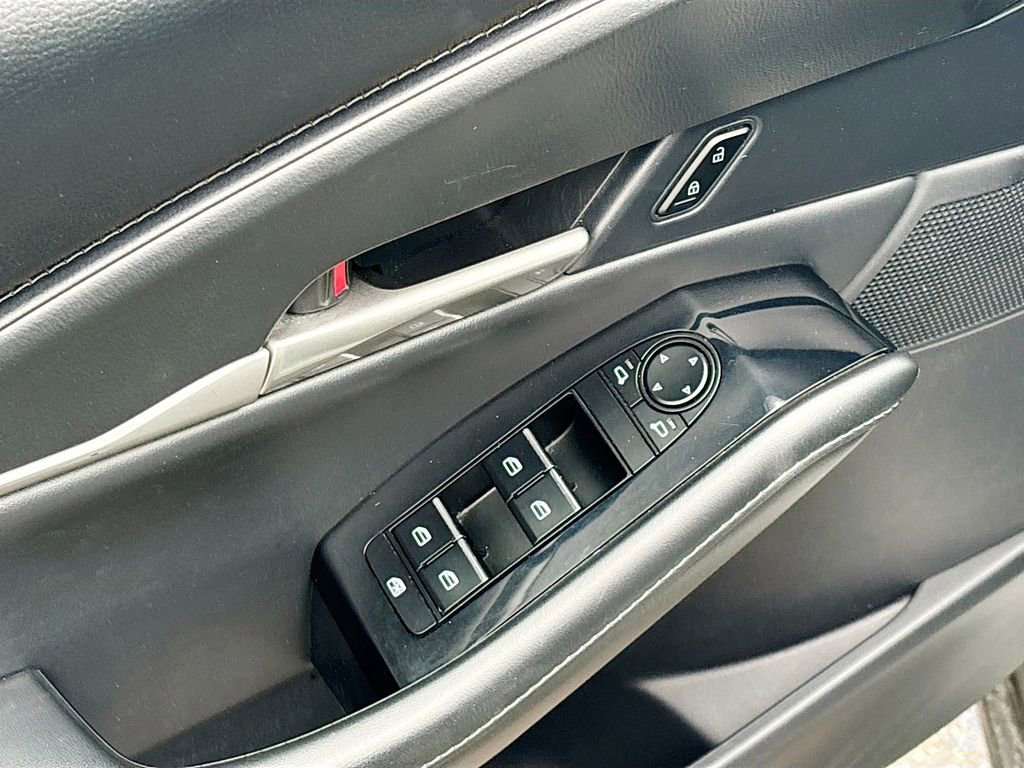 Used 2025 MAZDA CX-30 AWD 2.5 S w/ Select Sport Pkg image 18