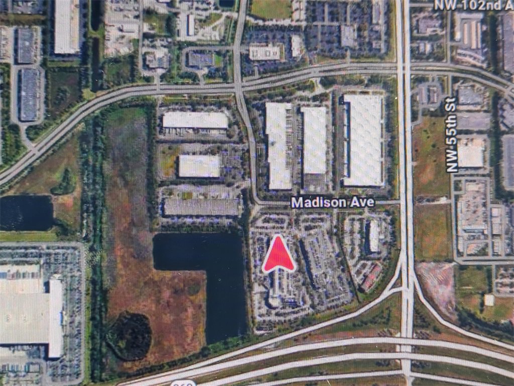 Used 2023 Tesla Model Y Performance image 24