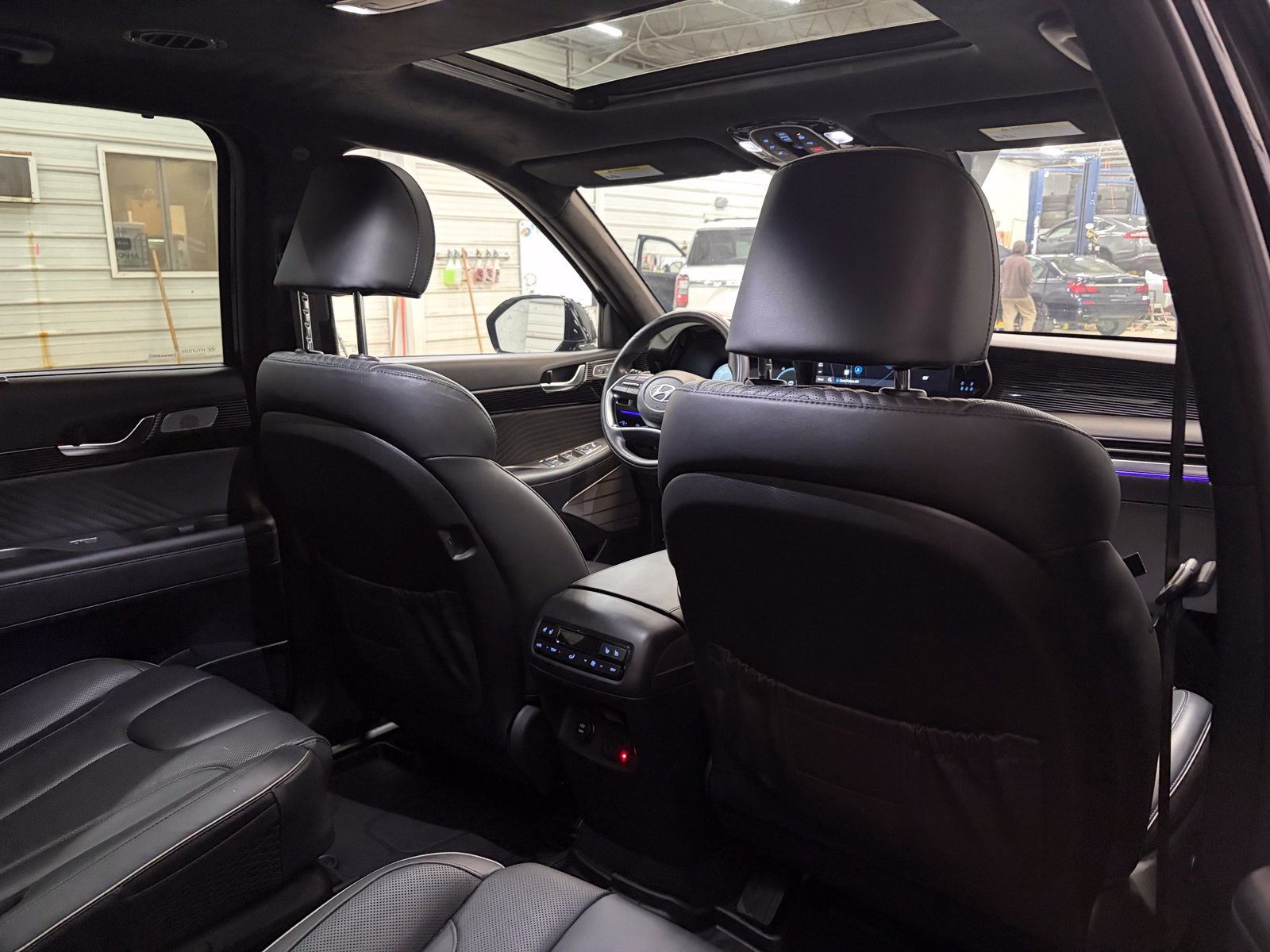 Used 2024 Hyundai Palisade Calligraphy AWD/4WD image 31