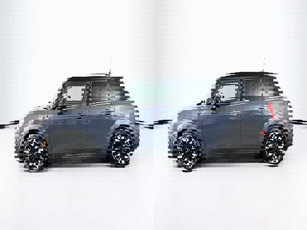 Used 2016 MINI Cooper S image 3