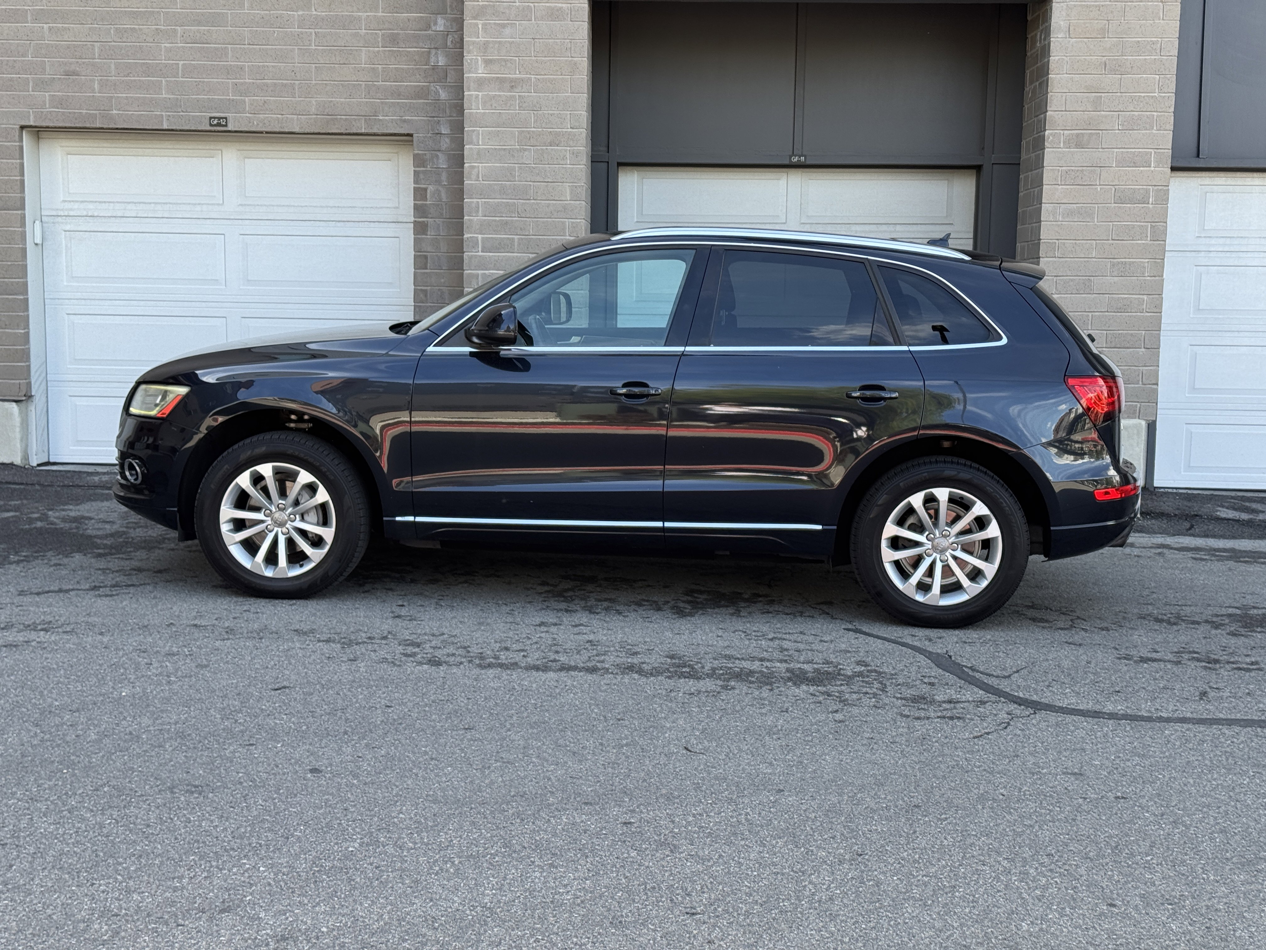 Used 2013 Audi Q5 2.0T Premium Plus w/ Premium Plus Pkg image 2