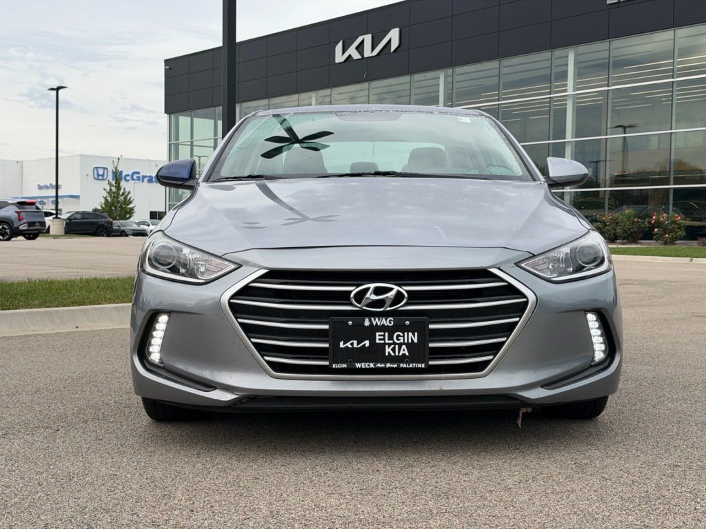 Used 2017 Hyundai Elantra SE w/ SE A/T Tech Package 03 FWD image 2