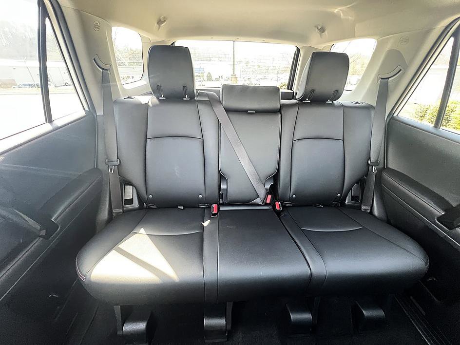 Used 2022 Toyota 4Runner TRD Off-Road Premium w/ Moonroof Package image 27