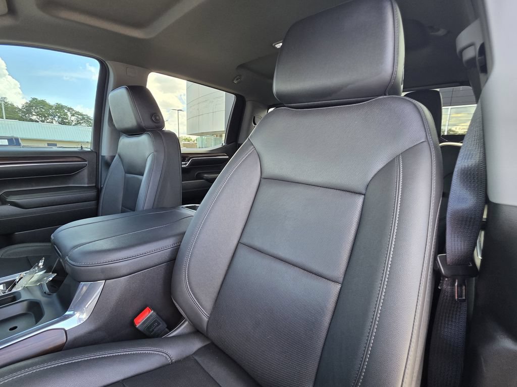 Used 2024 GMC Sierra 1500 SLT w/ SLT Premium Plus Package AWD/4WD image 19