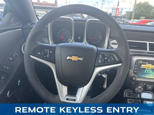 Used 2015 Chevrolet Camaro SS w/ SS Performance Package RWD image 14