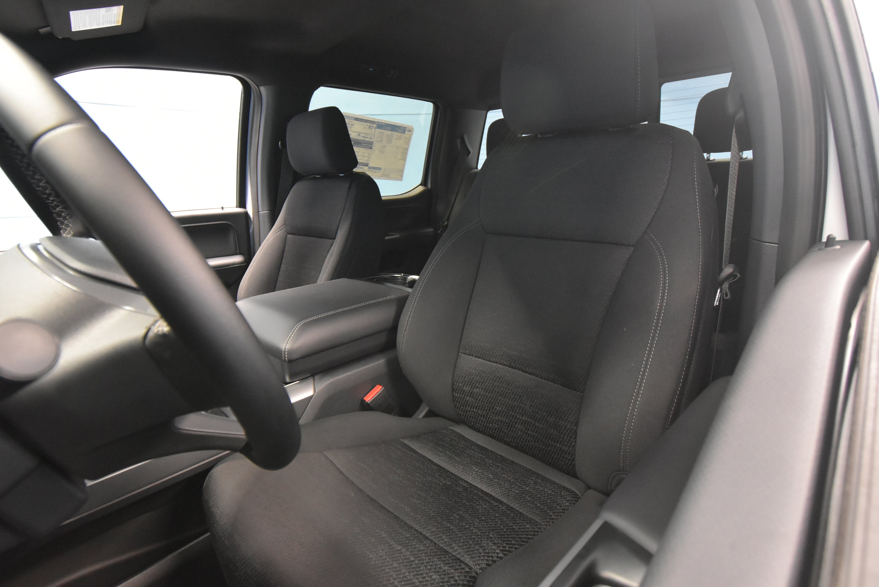 New 2025 Ford F150 XLT w/ Equipment Group 302A MID image 16