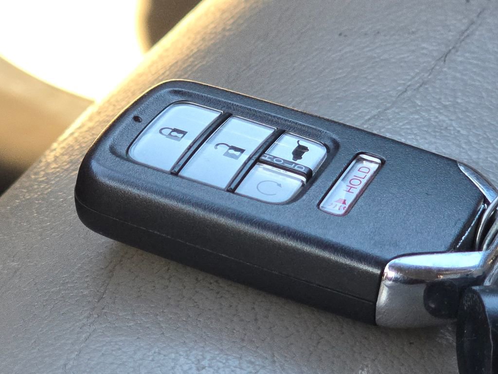 Used 2018 Honda Pilot EX-L image 35