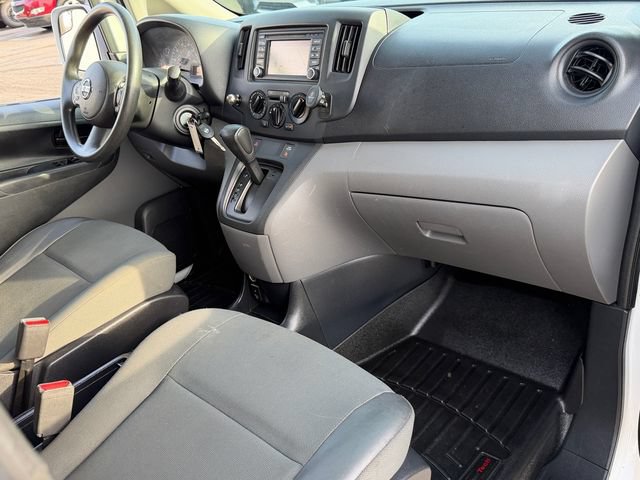 Used 2017 Nissan NV200 SV w/ Technology Package FWD image 16