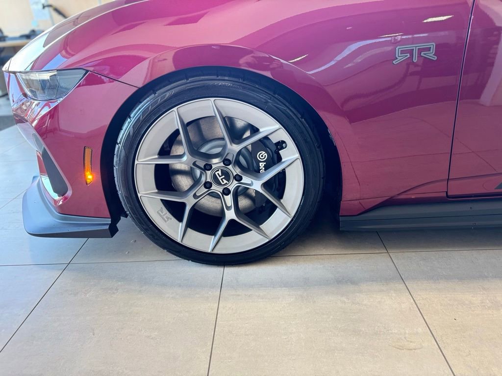 New 2026 Ford Mustang GT Premium w/ GT Performance Package image 9