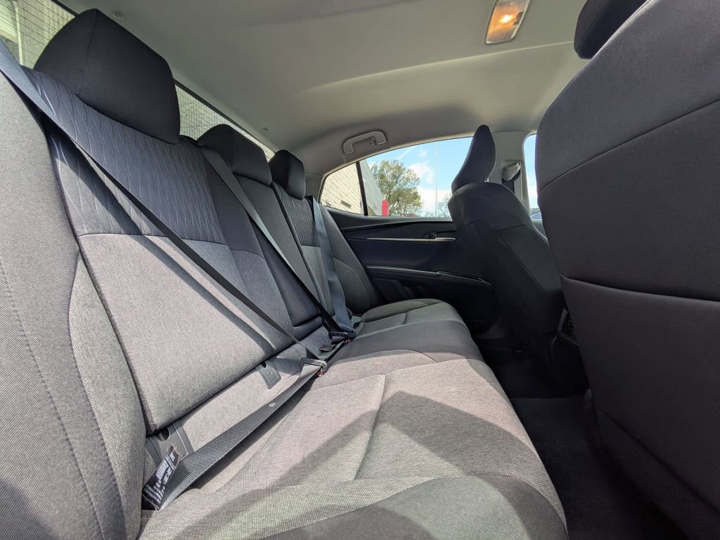 Used 2025 Toyota Camry LE image 29