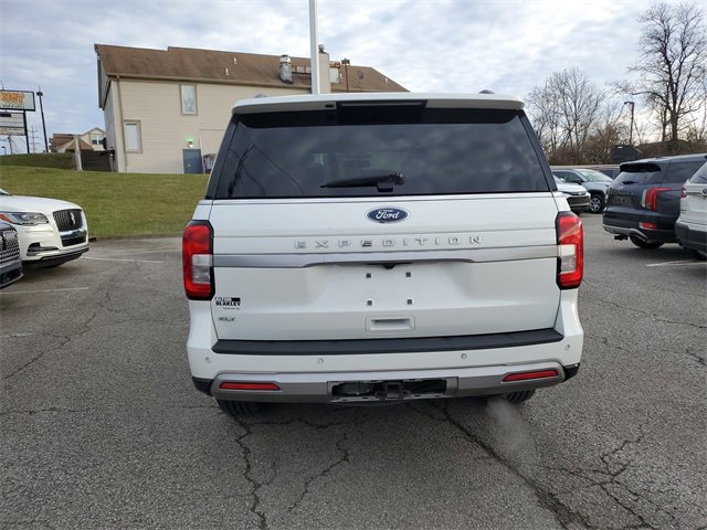 Used 2022 Ford Expedition XLT image 5