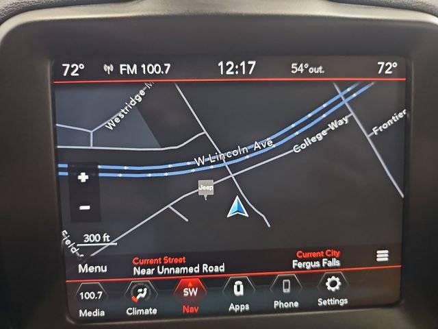 Used 2023 Jeep Renegade Latitude AWD/4WD image 19