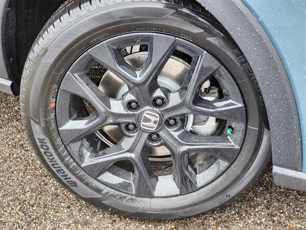 Used 2024 Honda HR-V Sport image 16