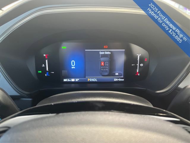 Used 2025 Ford Escape SE image 14