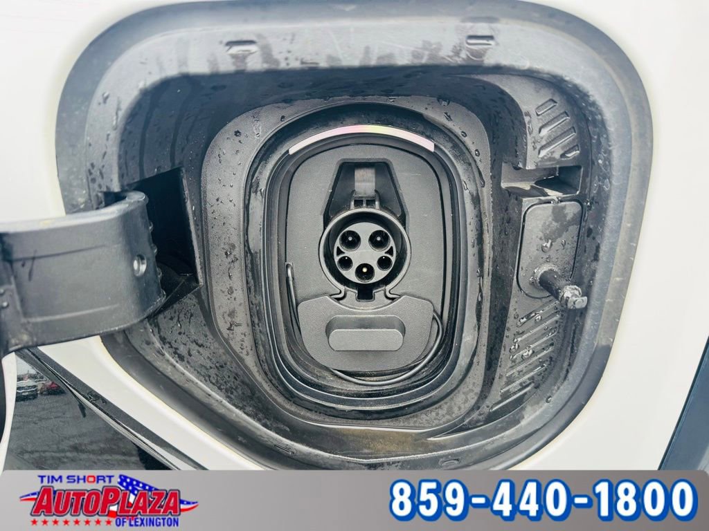 Used 2025 GMC Hummer EV 2X image 15