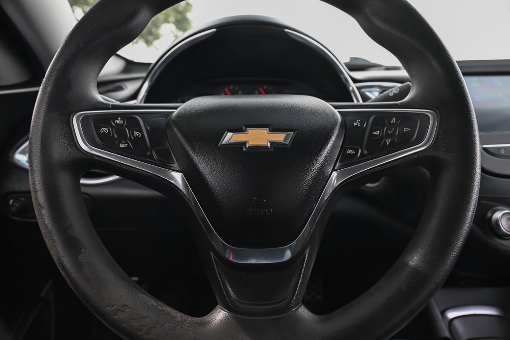 Used 2016 Chevrolet Malibu LT FWD image 17