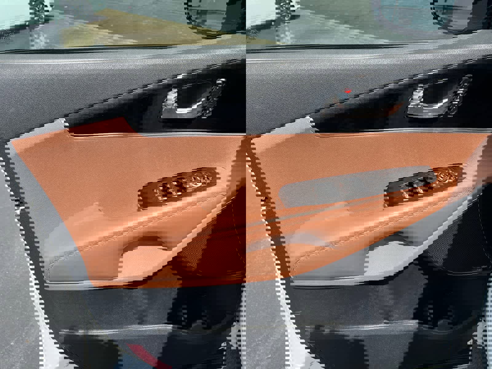 Used 2019 Kia Sorento SX image 21