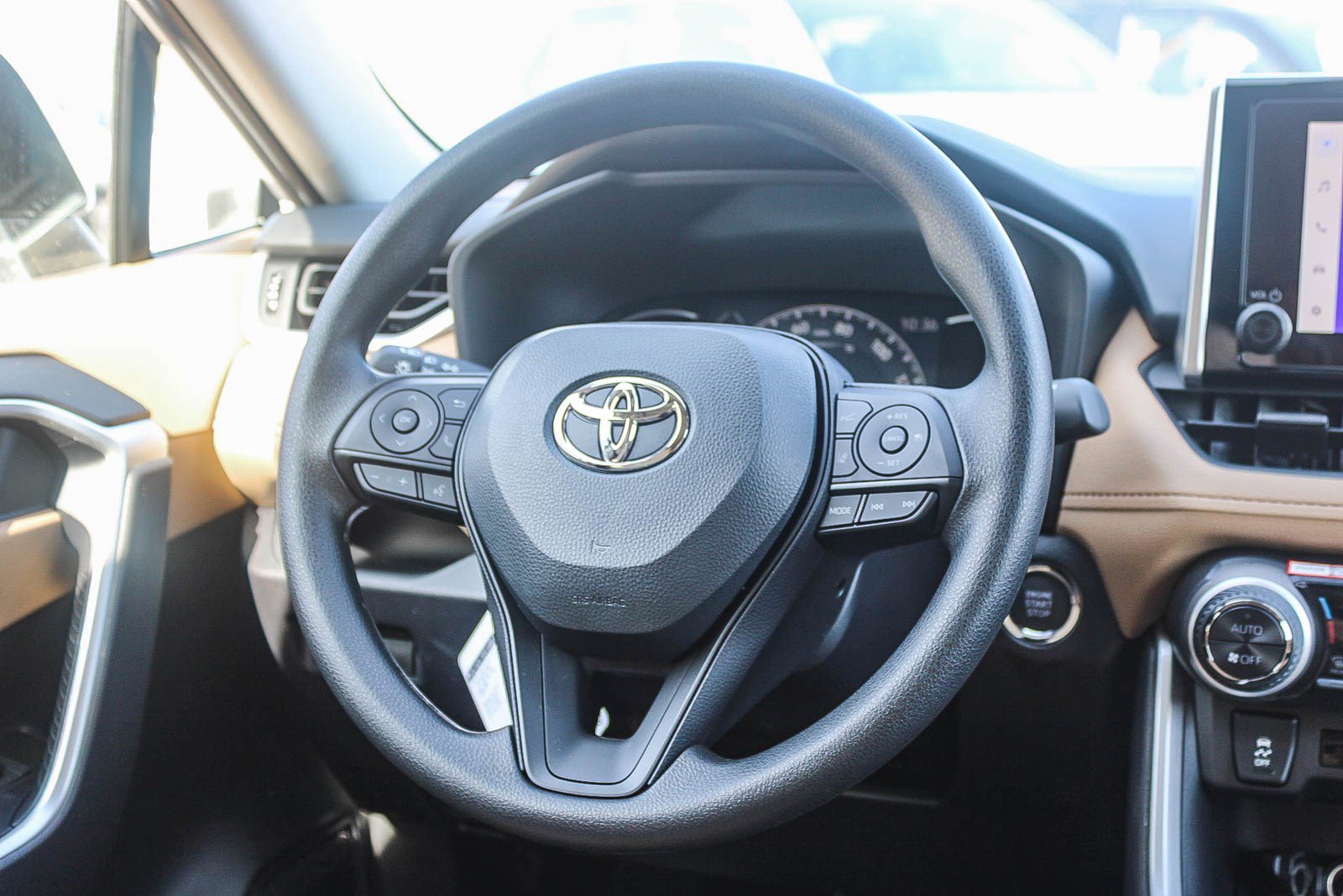 New 2025 Toyota RAV4 XLE image 17